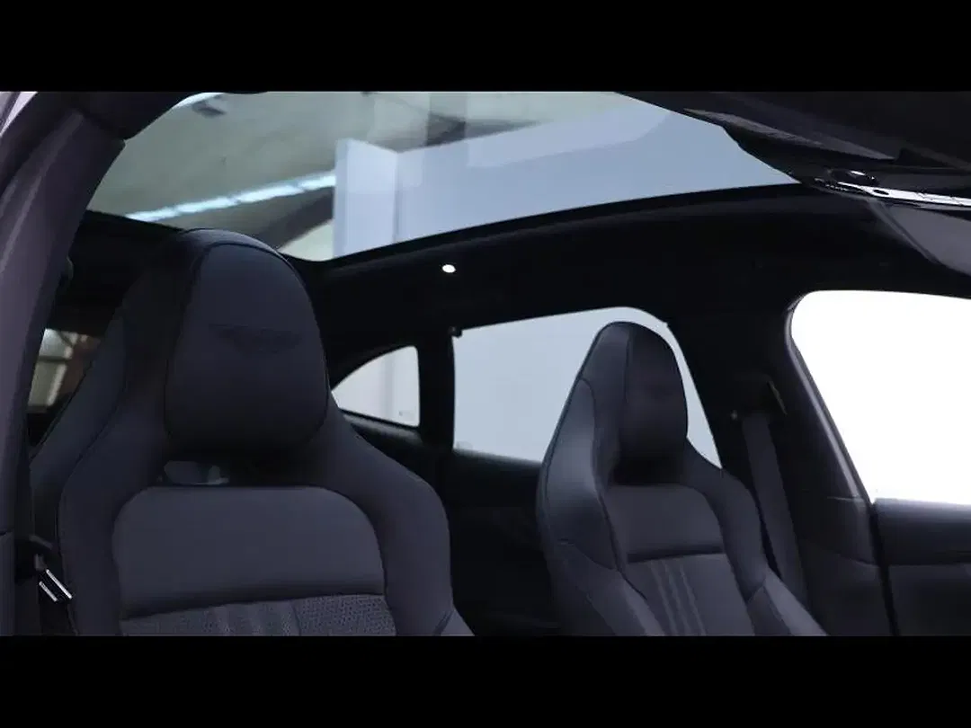 Aston Martin DBX 707 V8 - Thumbnail 12