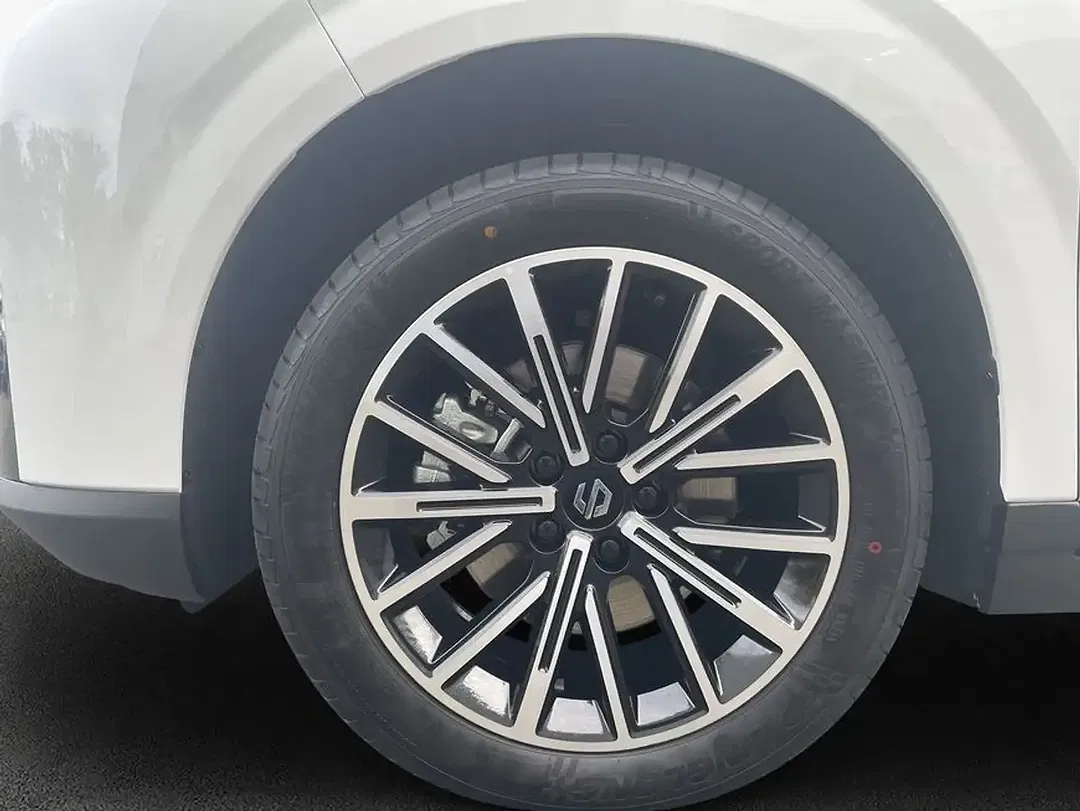 Leapmotor B10 - Thumbnail 8