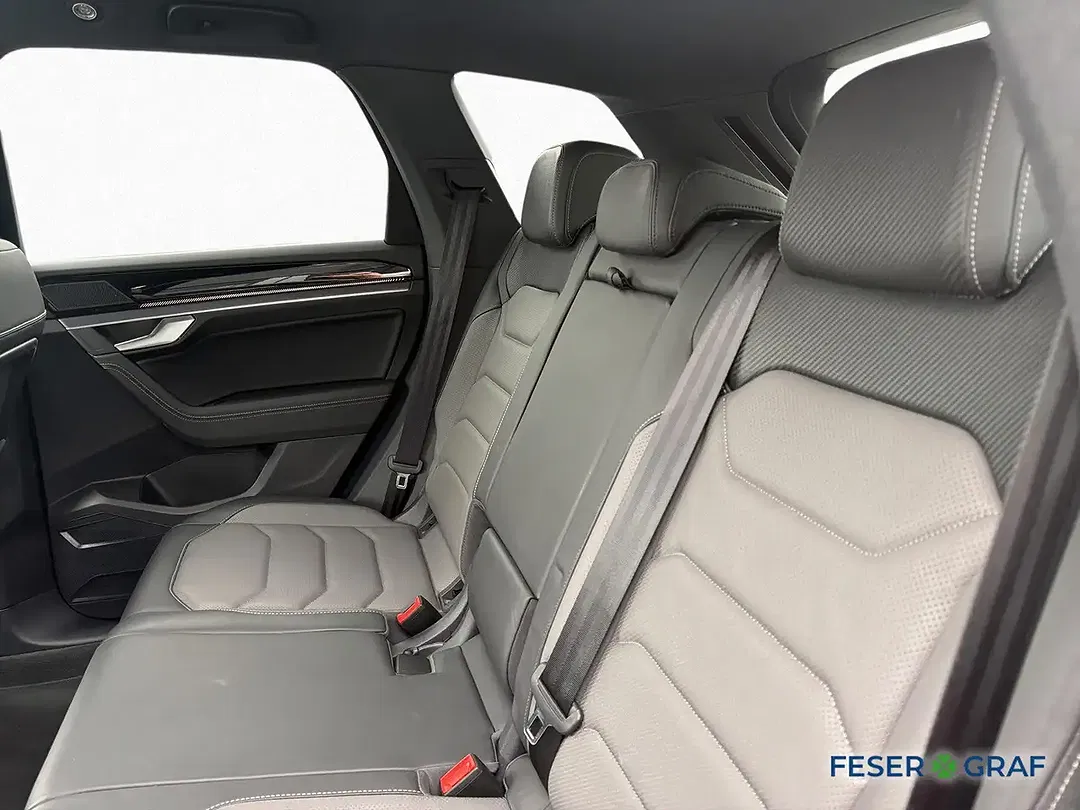 Volkswagen Touareg 3.0 TDI 4Motion R-Line - Thumbnail 10