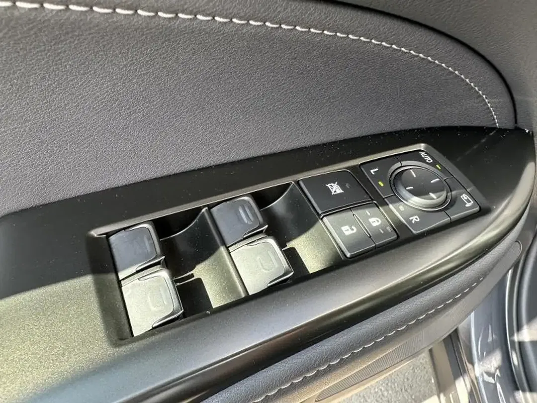 Lexus NX 350h Business Line - Thumbnail 13