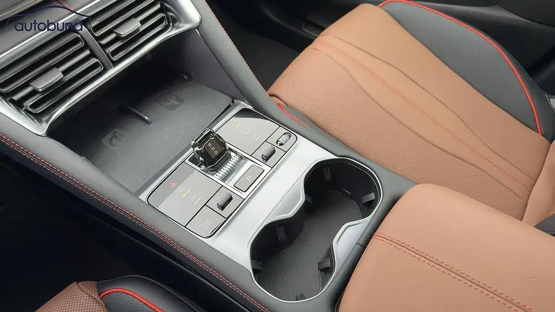 BYD Seal U DM-i PHEV AWD Design - Thumbnail 17