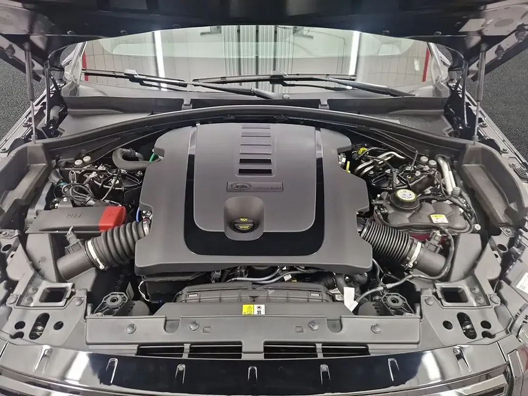Land Rover Range Rover Velar D300 Dynamic SE - Thumbnail 10