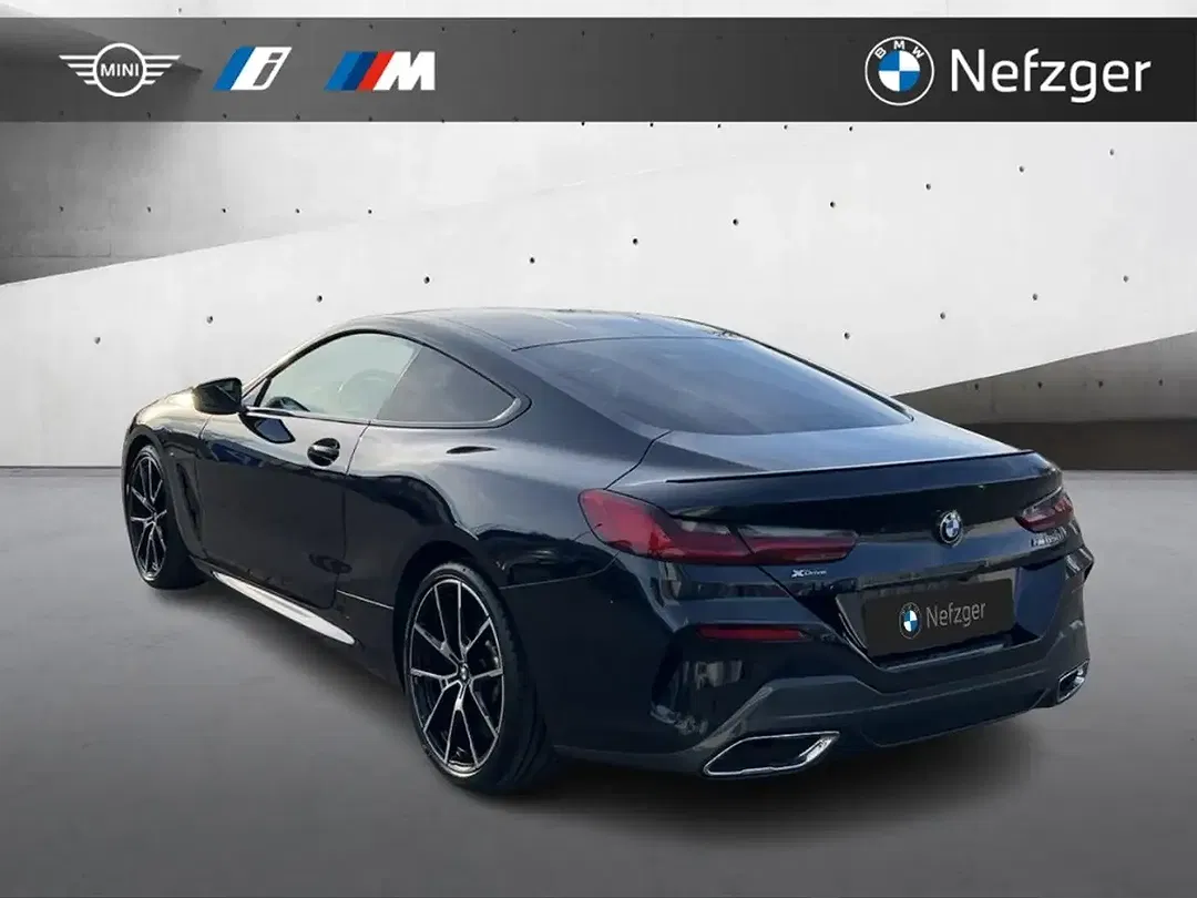BMW M850 xDrive Coupe Shadow Line - Thumbnail 2