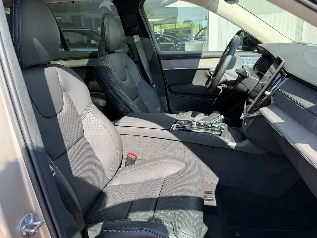 Volvo XC90 T8 AWD Ultra Dark - Thumbnail 7