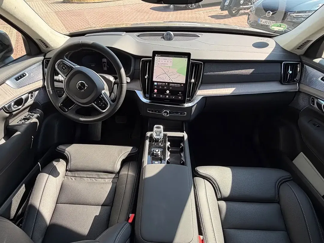 Volvo XC90 T8 AWD Ultra Dark - Thumbnail 8
