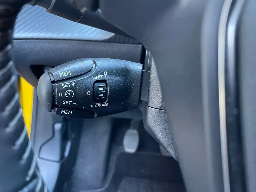 Peugeot 208 Active - Thumbnail 20