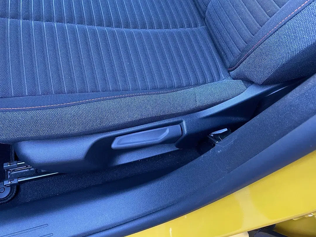 Peugeot 208 Active - Thumbnail 9