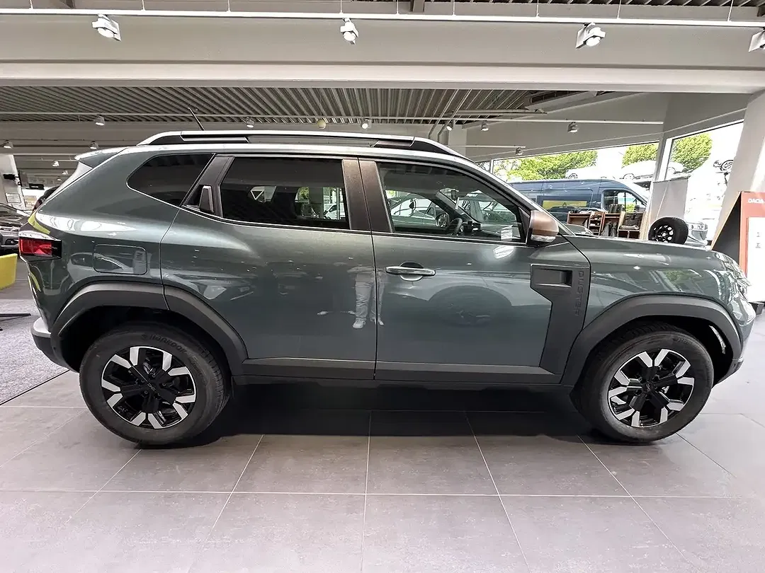 Dacia Duster TCe Extreme - Thumbnail 8