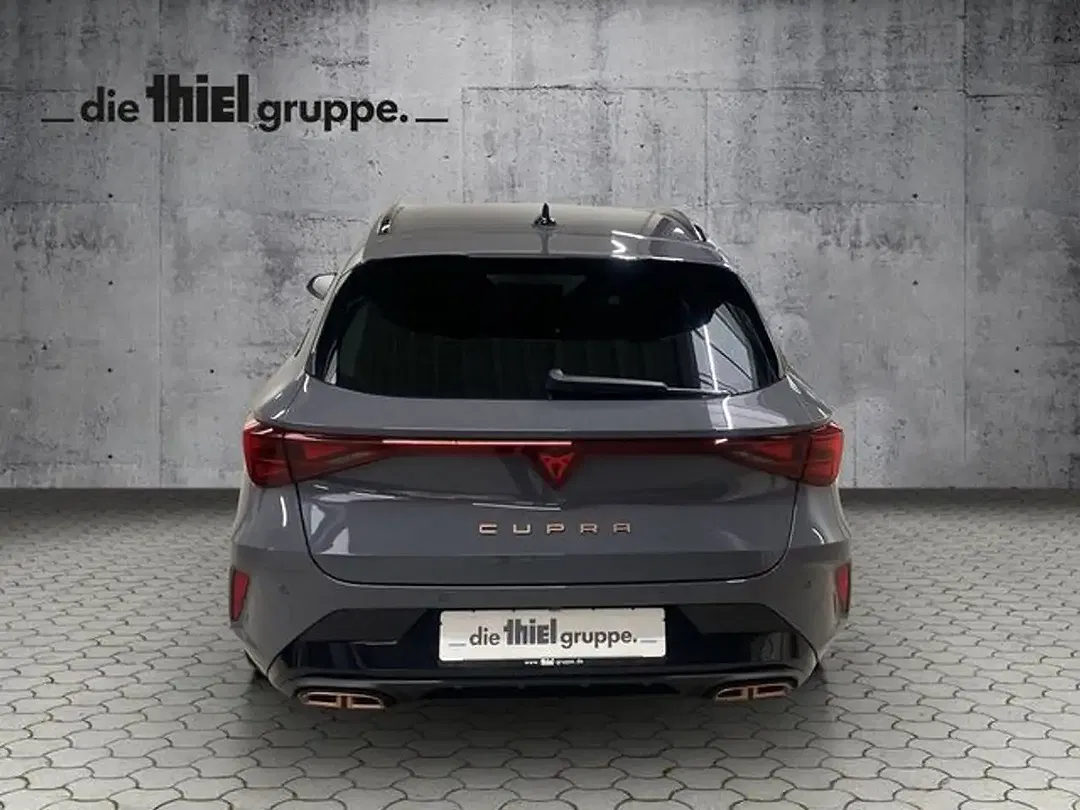 CUPRA Leon 1.5 PHEV DSG VZ Sportstourer Edition - Thumbnail 4