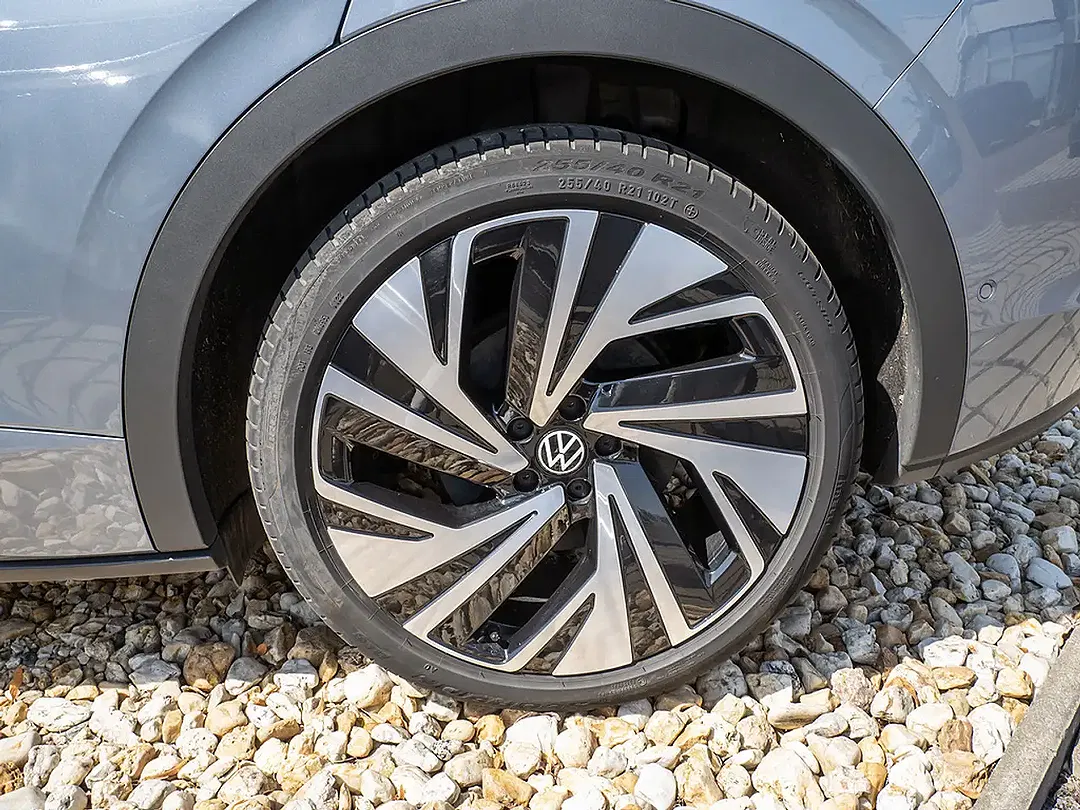 Volkswagen ID.5 Pro Performance - Thumbnail 5