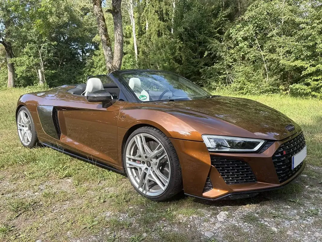 Audi R8 - foto 2