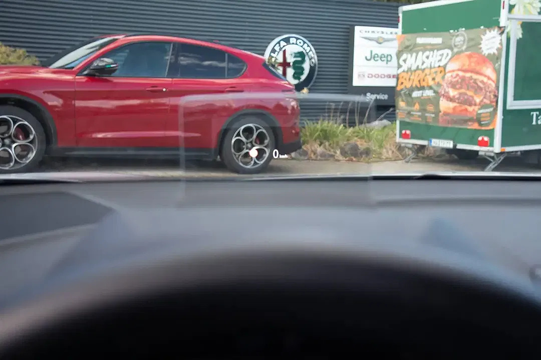 Mitsubishi Eclipse Cross 2.4 PHEV 4WD Top - Thumbnail 10
