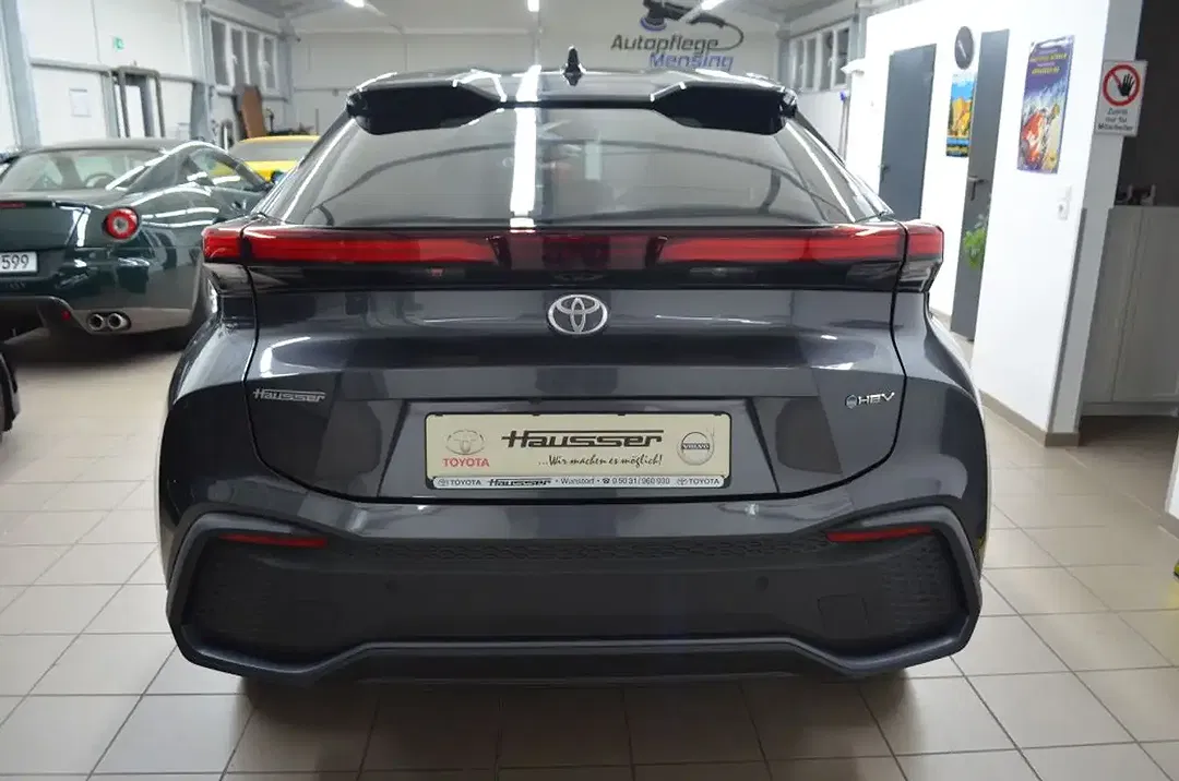 Toyota C-HR Hybrid Team Deutschland - Thumbnail 7