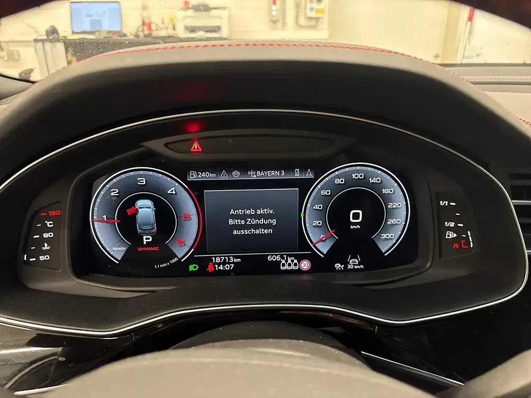 Audi Q7 45 TDI Matrix LED S line - Thumbnail 8