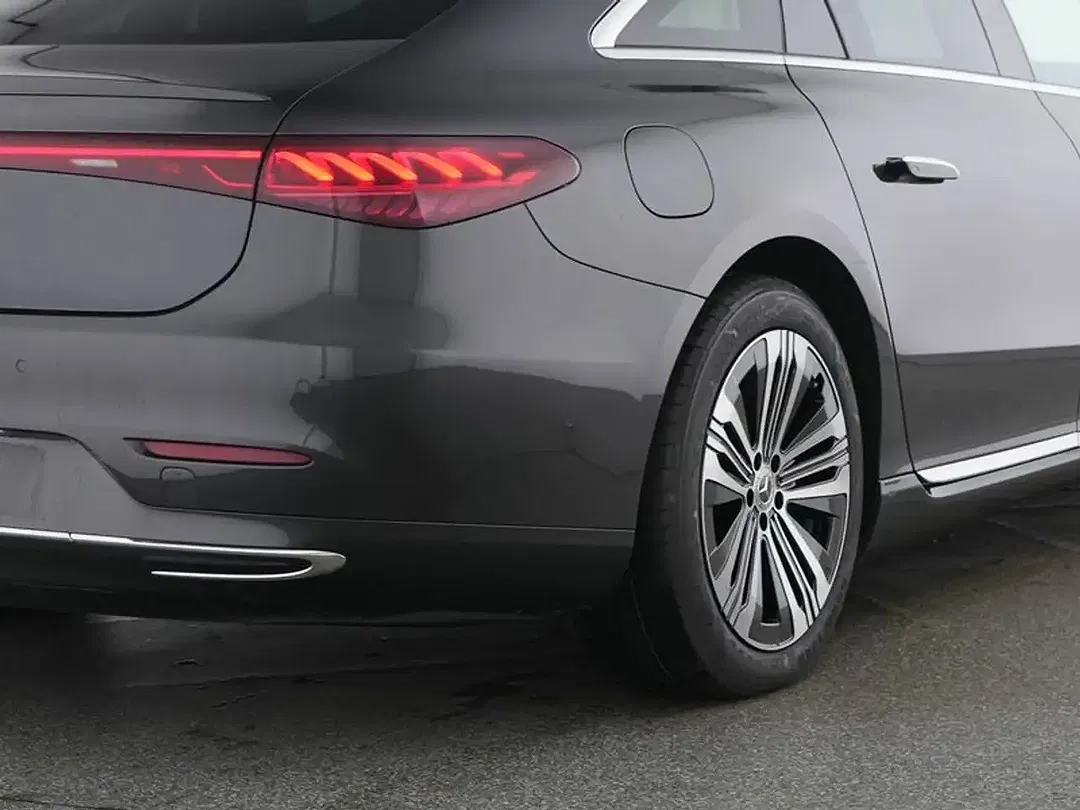 Mercedes-Benz EQS 450 - Thumbnail 4