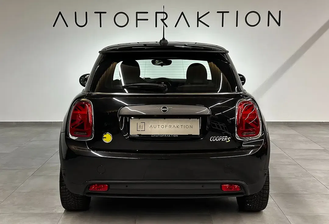 MINI Cooper SE - Thumbnail 5