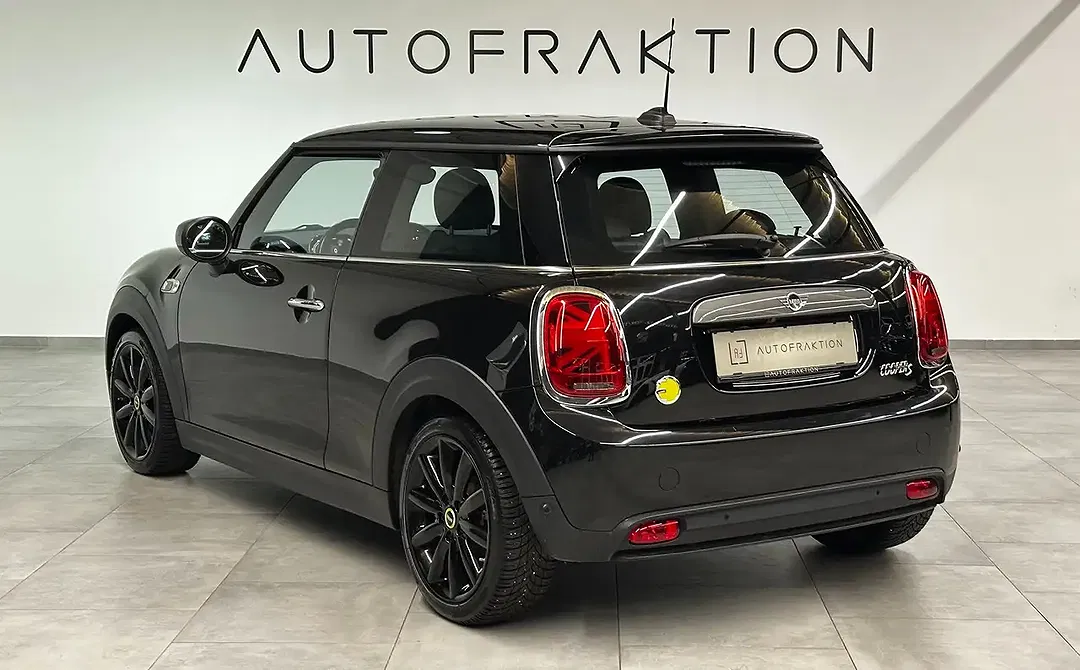 MINI Cooper SE - Thumbnail 6