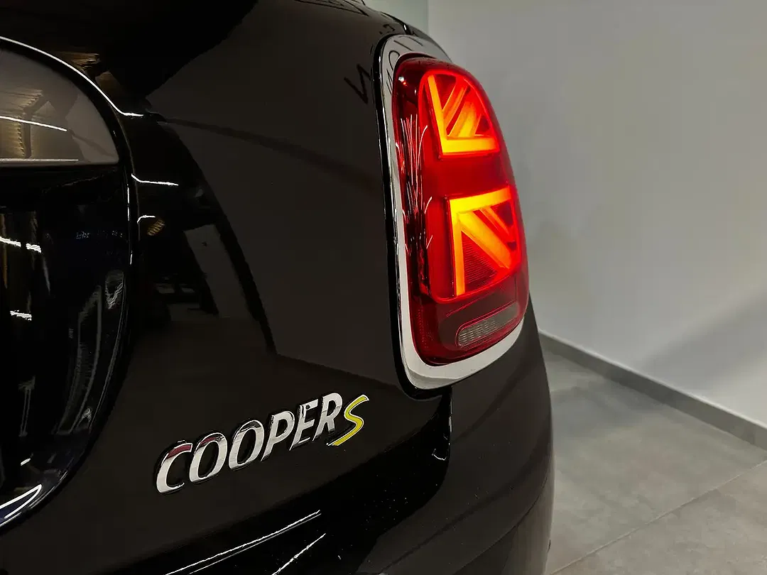 MINI Cooper SE - Thumbnail 9