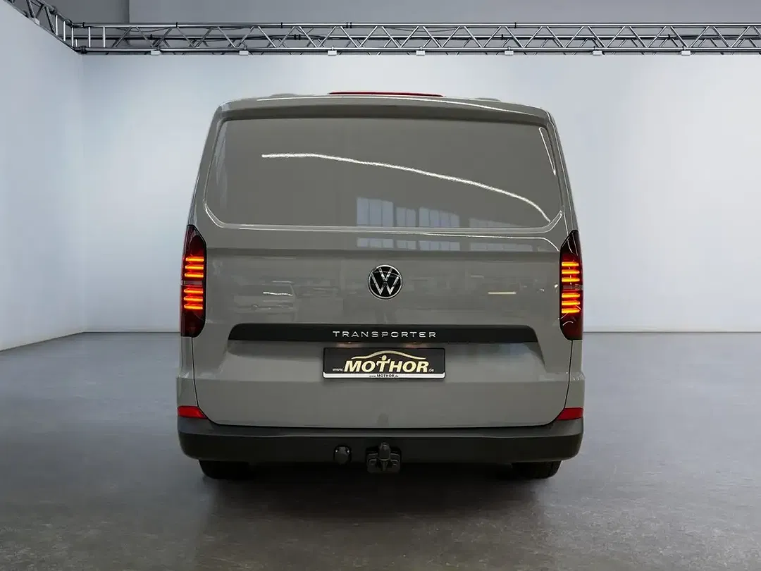 Volkswagen Transporter - Thumbnail 4