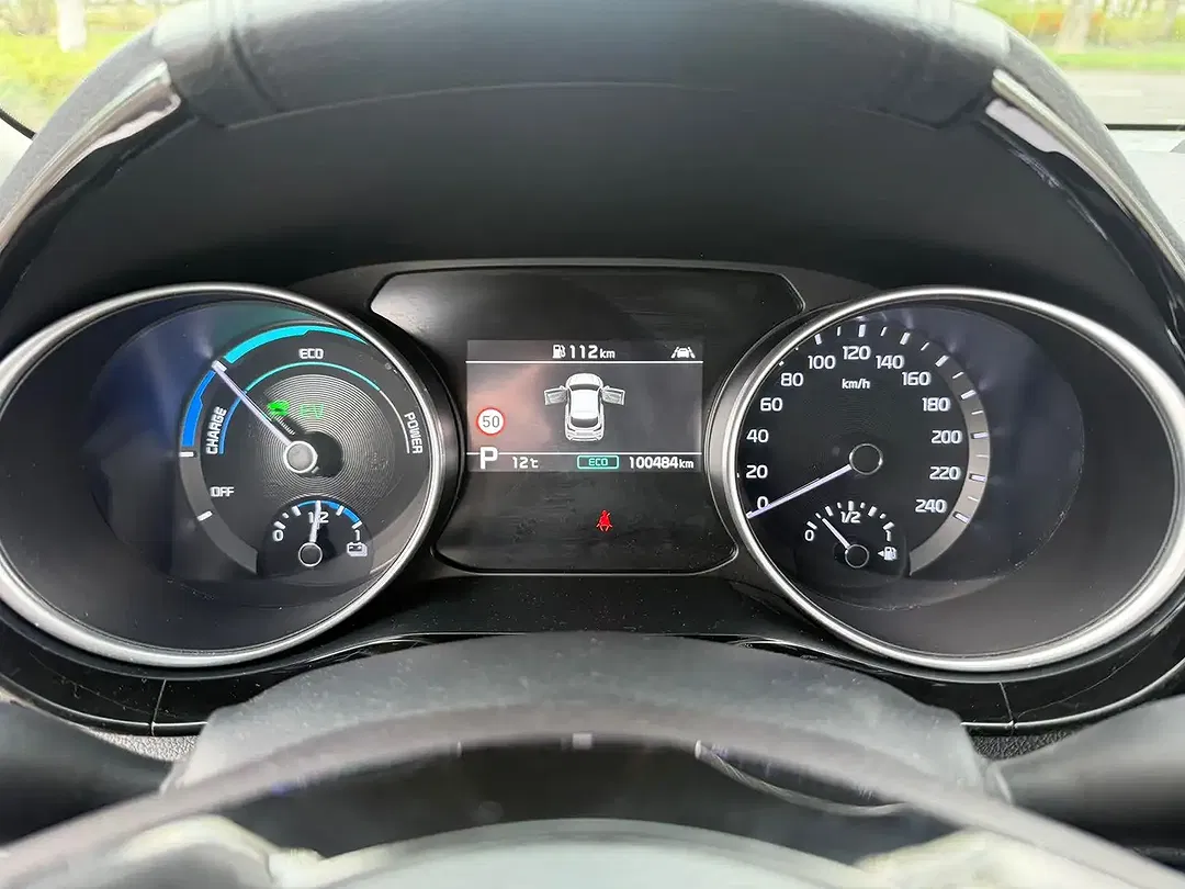 Kia XCeed PHEV Hybrid AMT Spirit - Thumbnail 18