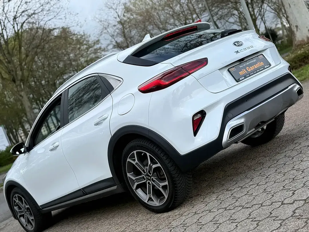 Kia XCeed PHEV Hybrid AMT Spirit - Thumbnail 7