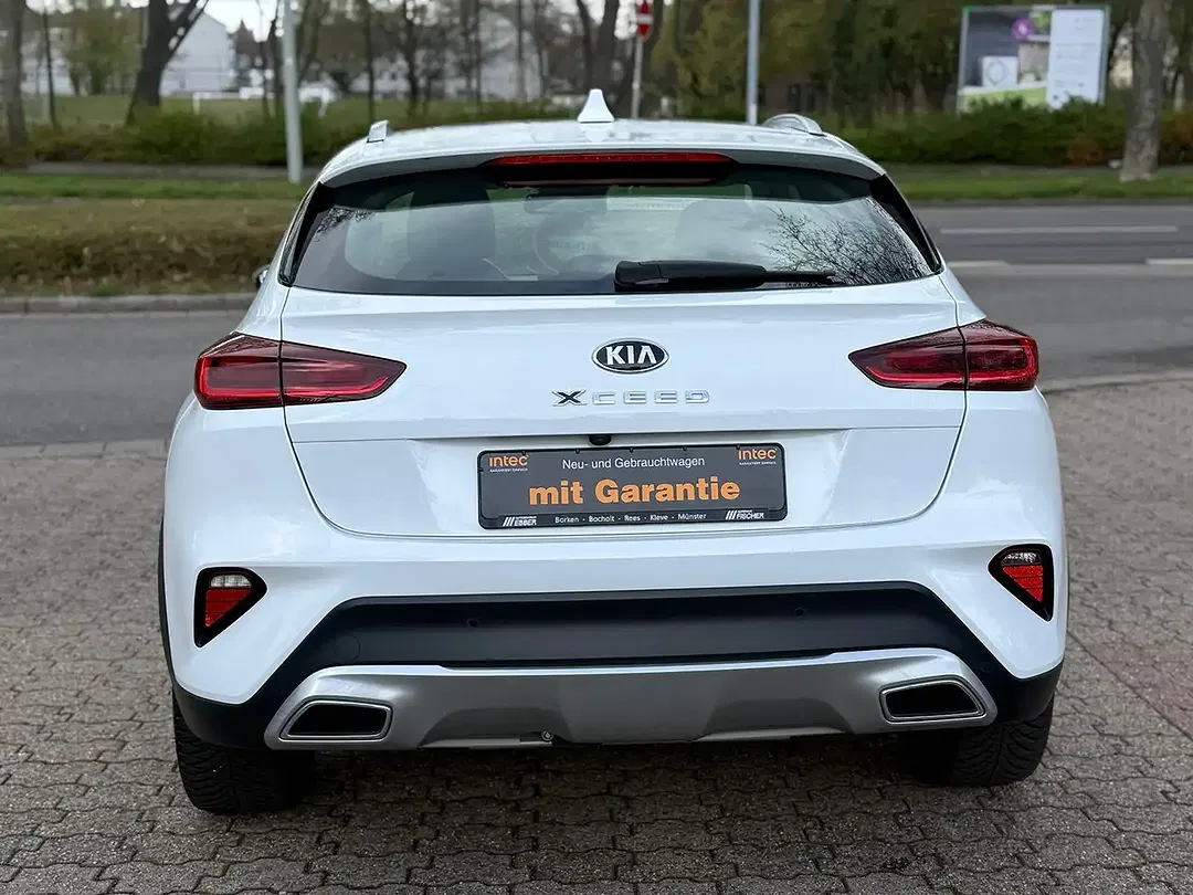 Kia XCeed PHEV Hybrid AMT Spirit - Thumbnail 9