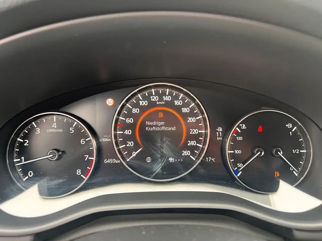 Mazda 3 - Thumbnail 13