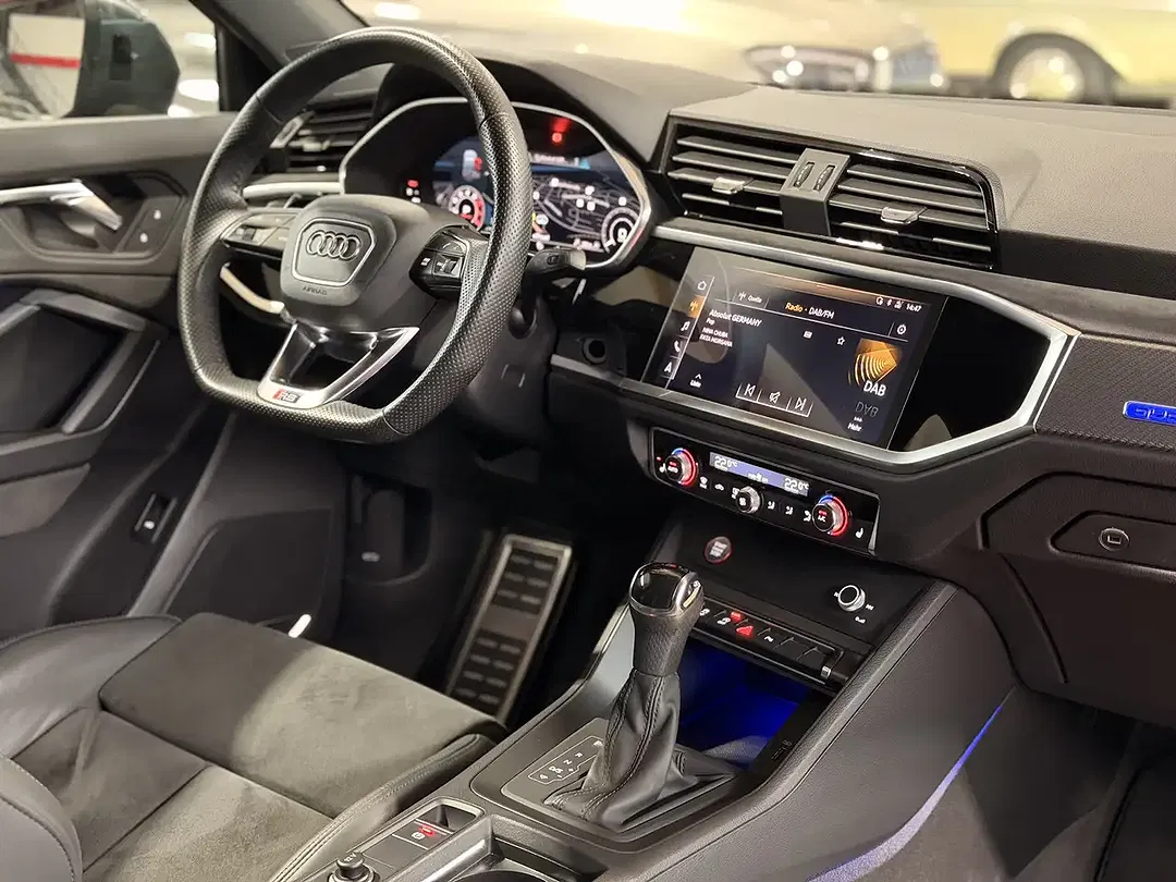 Audi RS Q3 2.5 TFSI quattro Sportback - Thumbnail 9