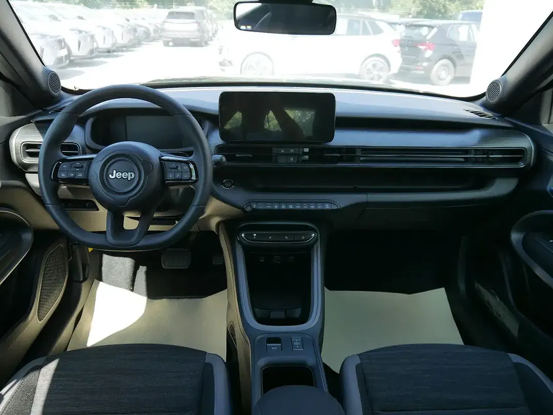 Jeep Avenger 1.2 MHEV - Thumbnail 11