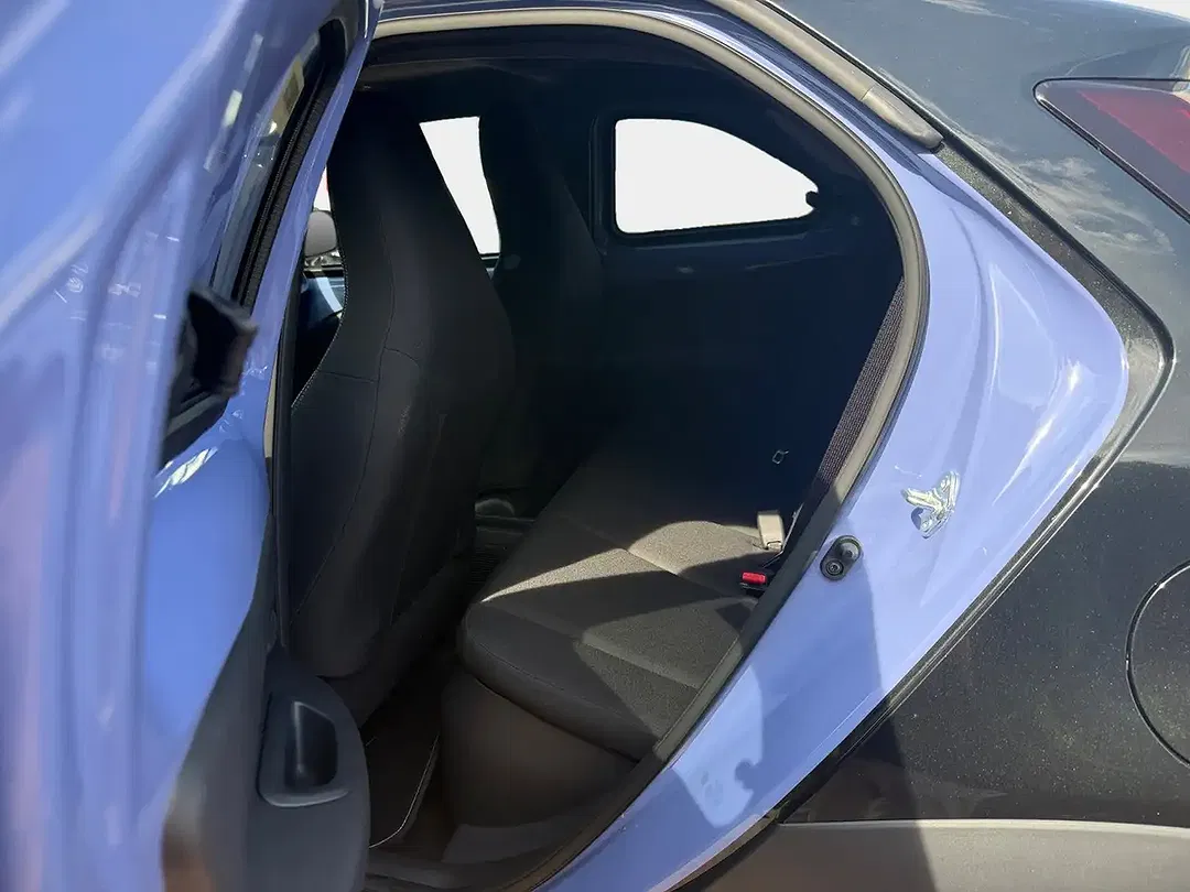 Toyota Aygo X 1.5 Hybrid Teamplayer - Thumbnail 10