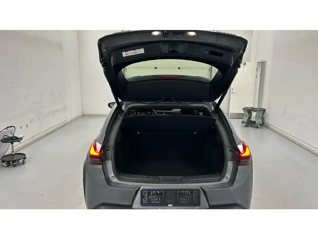 Lexus UX 300e Luxury - Thumbnail 18
