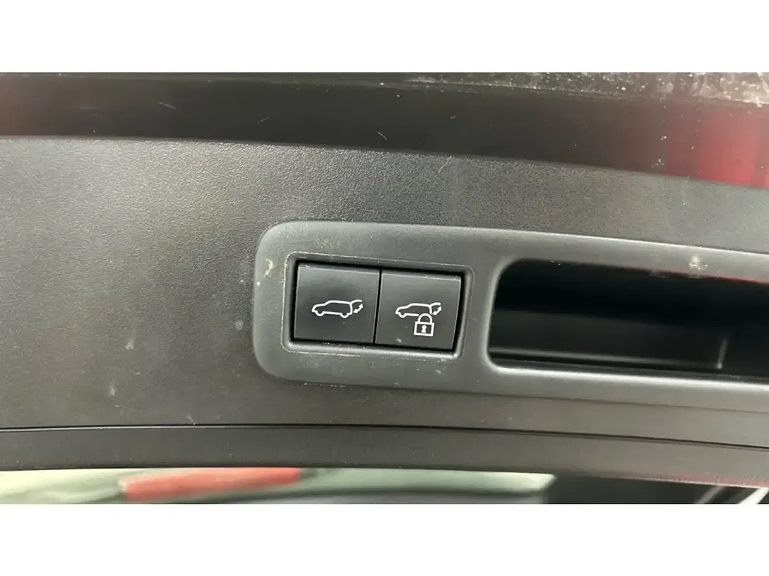 Lexus UX 300e Luxury - Thumbnail 19