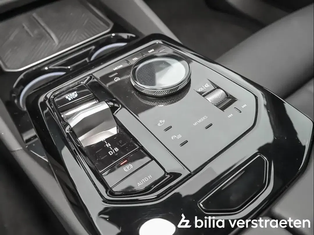 BMW i5 eDrive Touring M Sport Pro - Thumbnail 9