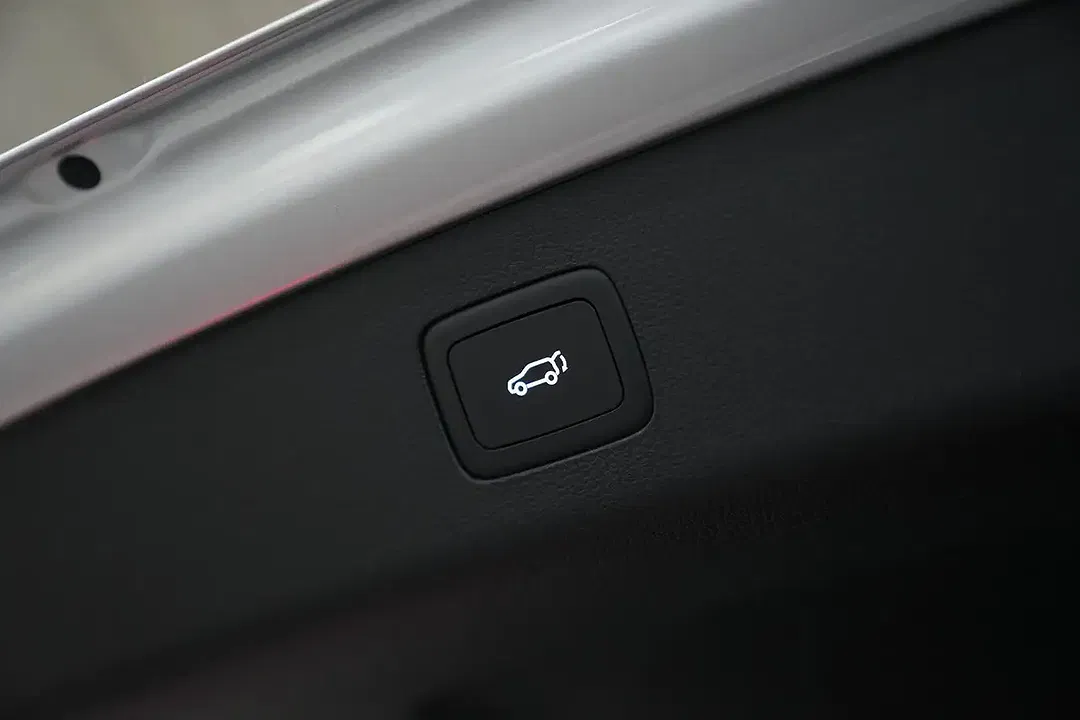 MG HS AUT Luxury - Thumbnail 9