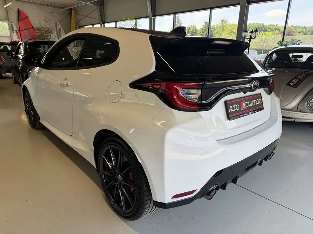 Toyota Yaris Performance - Thumbnail 11