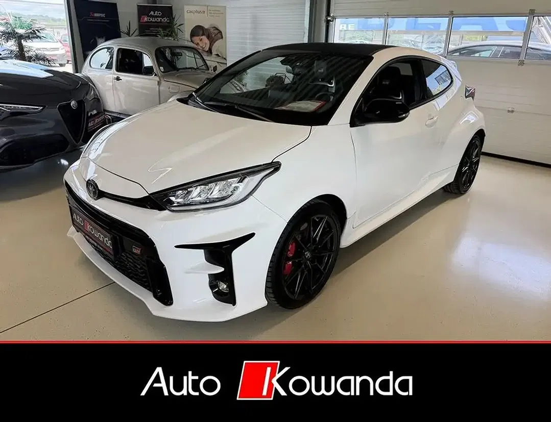 Toyota Yaris Performance - Thumbnail 2