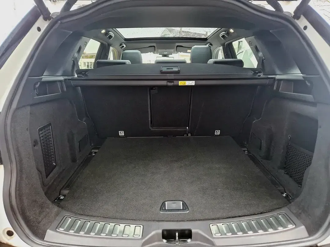 Land Rover Discovery Sport 4x4 Hybrid R-Dynamic S - Thumbnail 9