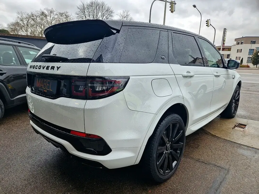 Land Rover Discovery Sport 4x4 Hybrid R-Dynamic S - Thumbnail 3