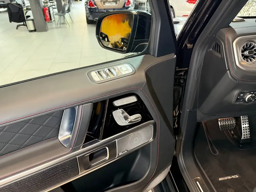 Mercedes-Benz G 63 AMG - Thumbnail 18