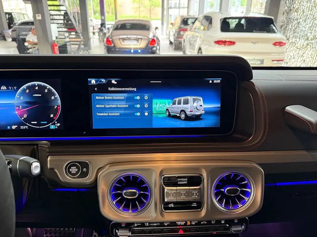 Mercedes-Benz G 63 AMG - Thumbnail 23