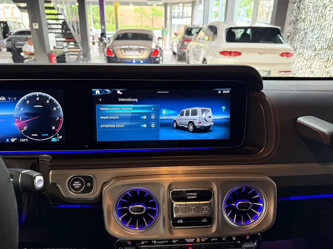 Mercedes-Benz G 63 AMG - Thumbnail 25