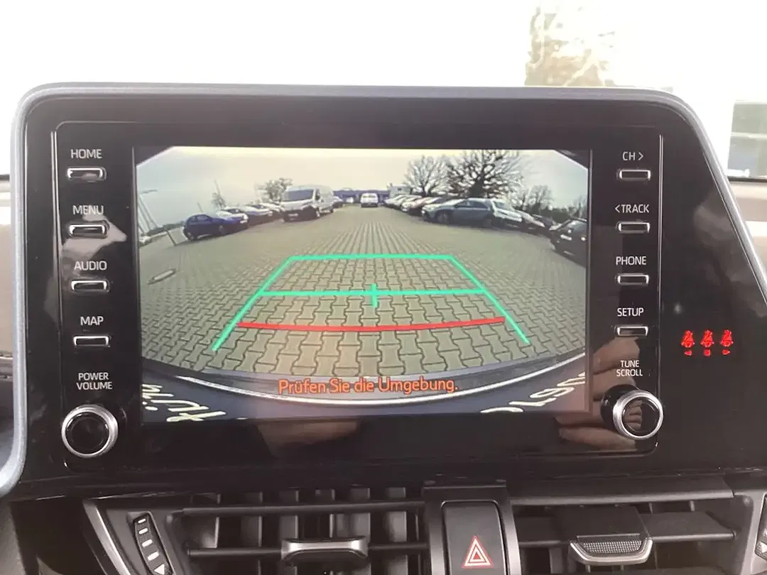 Toyota C-HR Hybrid Team Deutschland - Thumbnail 13