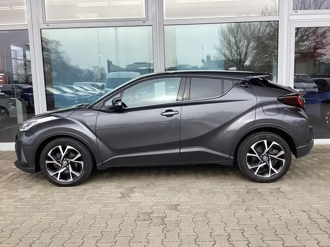 Toyota C-HR Hybrid Team Deutschland - Thumbnail 3