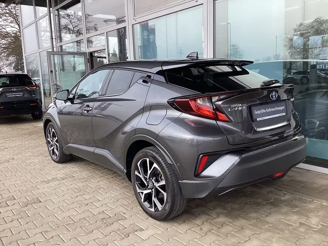 Toyota C-HR Hybrid Team Deutschland - Thumbnail 4