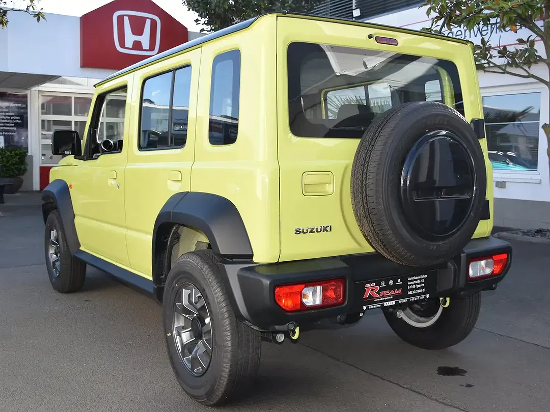 Suzuki Jimny - Thumbnail 10