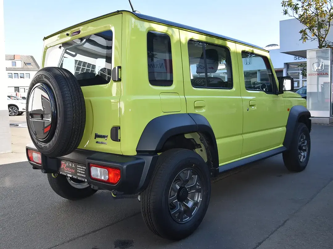 Suzuki Jimny - Thumbnail 12