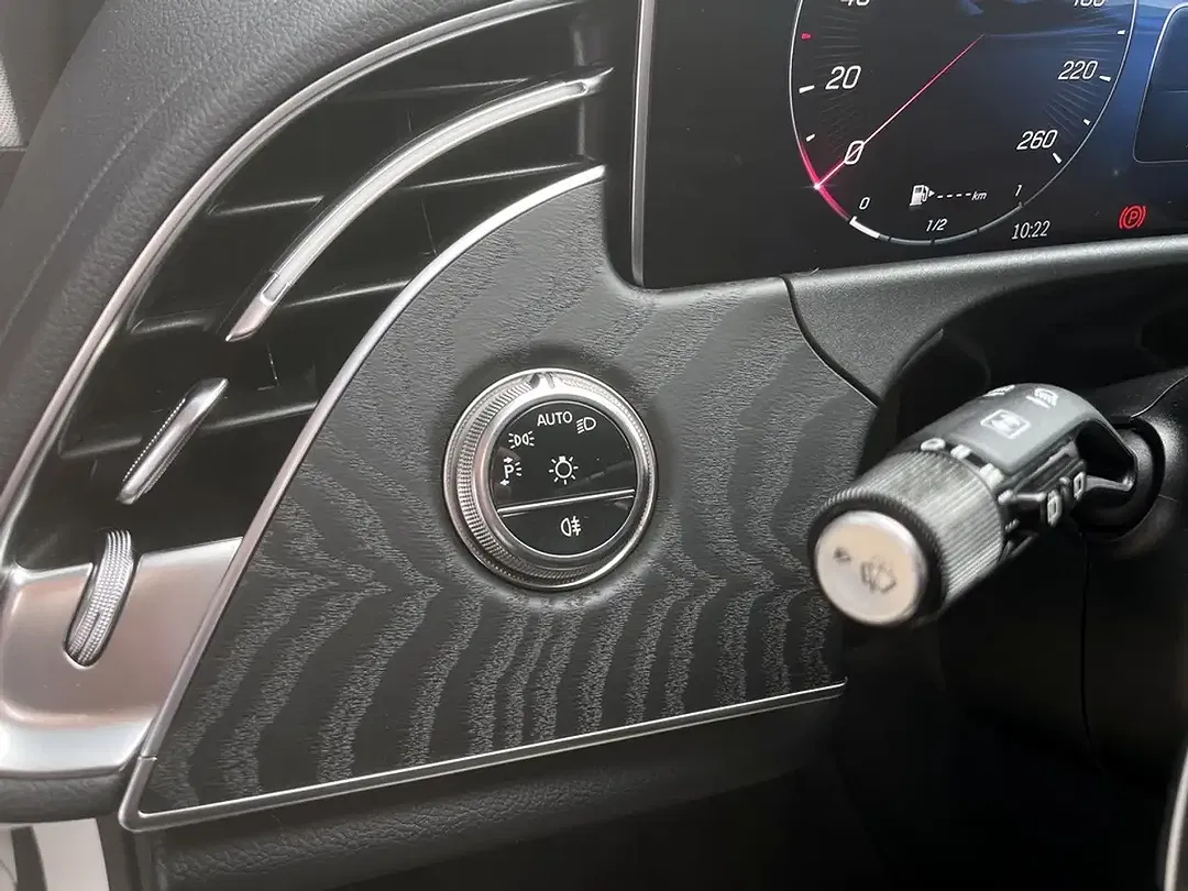 Mercedes-Benz E 300 EQ Hybrid Avantgarde - Thumbnail 13