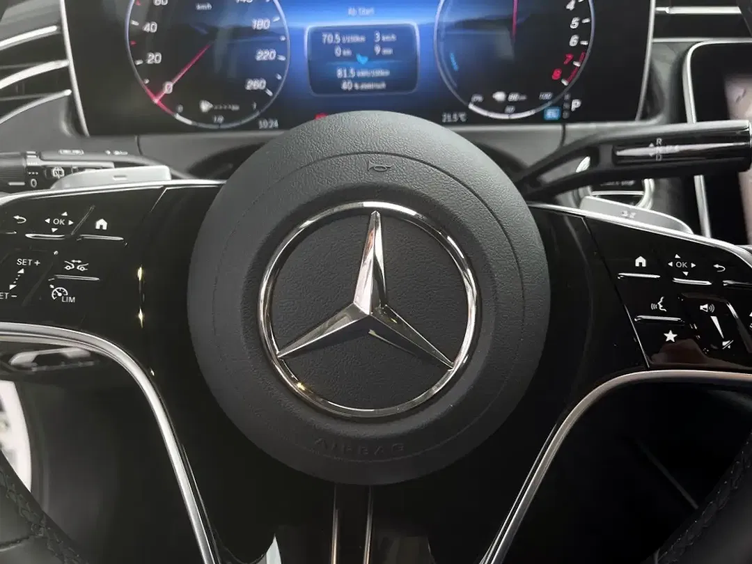 Mercedes-Benz E 300 EQ Hybrid Avantgarde - Thumbnail 14