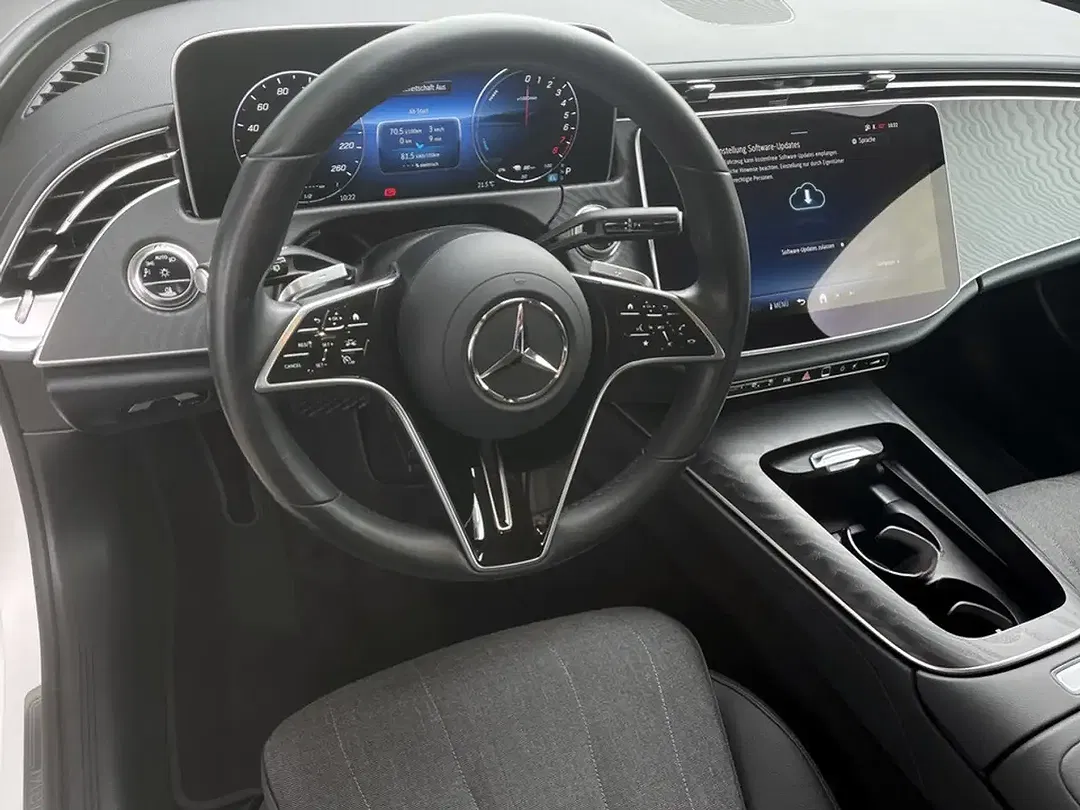 Mercedes-Benz E 300 EQ Hybrid Avantgarde - Thumbnail 6
