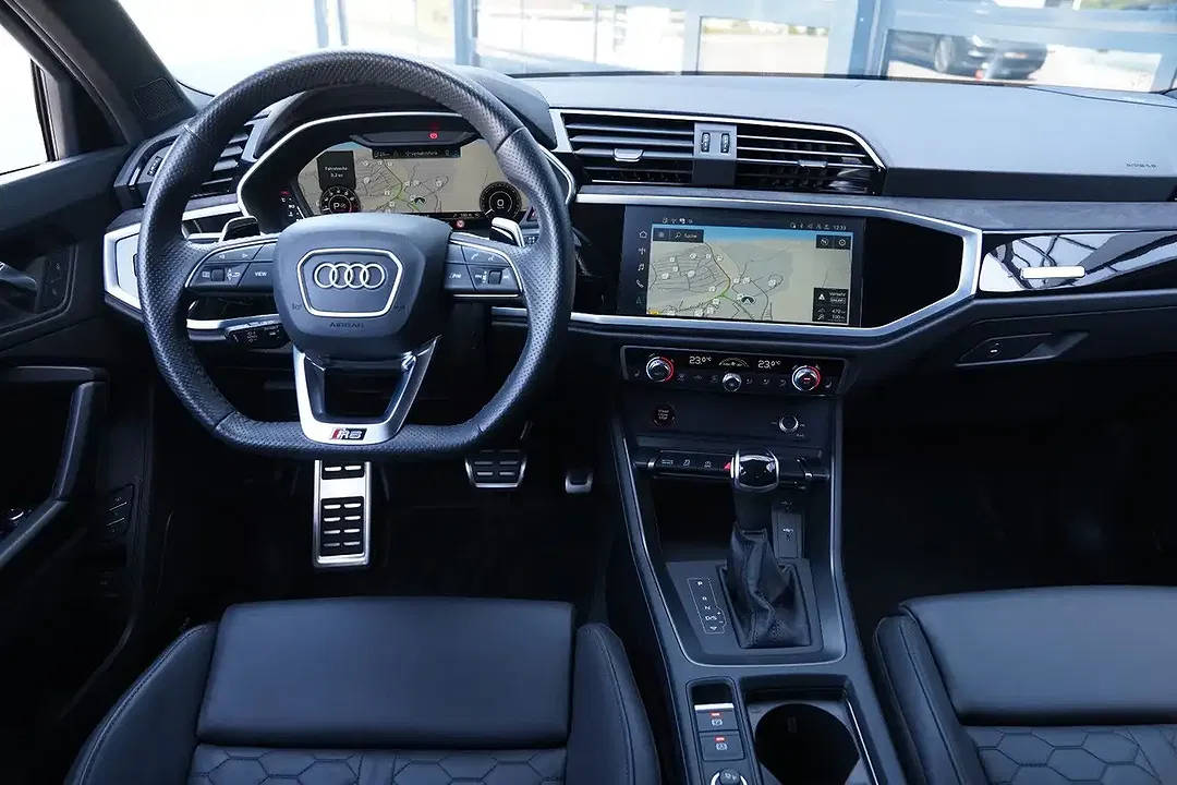 Audi RS Q3 - Thumbnail 11
